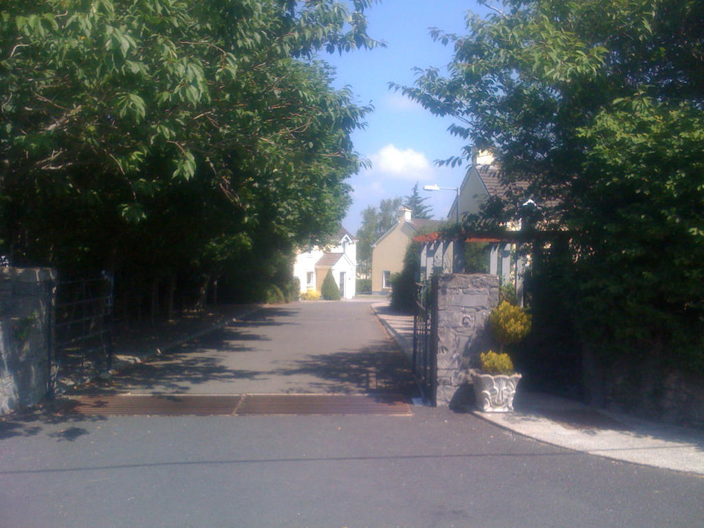 The Waterside Cottages Nenagh Room photo