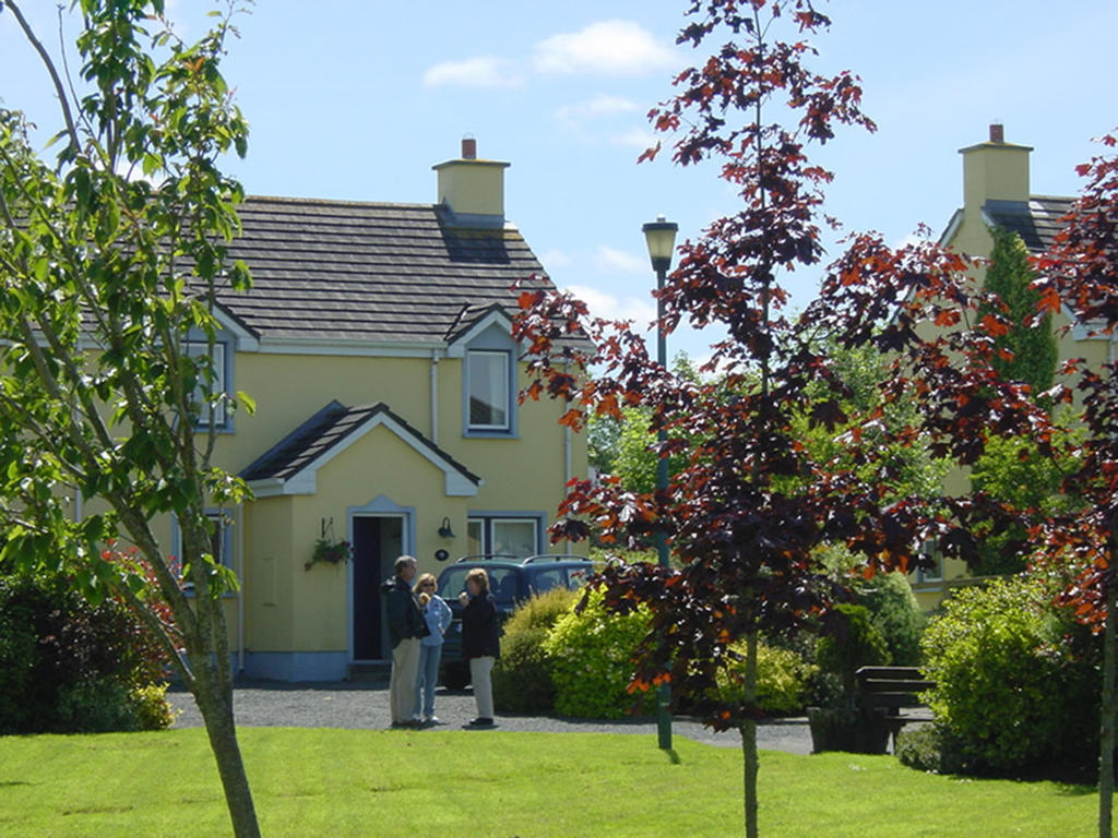 The Waterside Cottages Nenagh Room photo